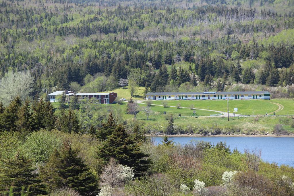 Motel Duck Cove